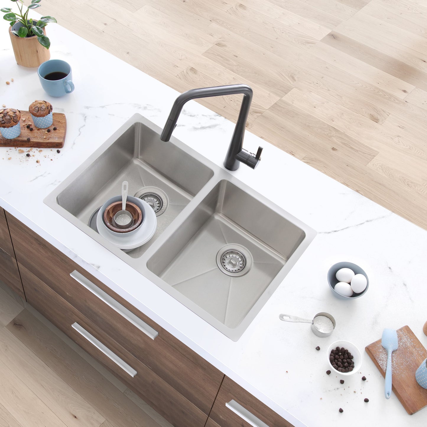 Stylish 31"  Double Bowl Undermount Stainless Steel Kitchen Sink S-401