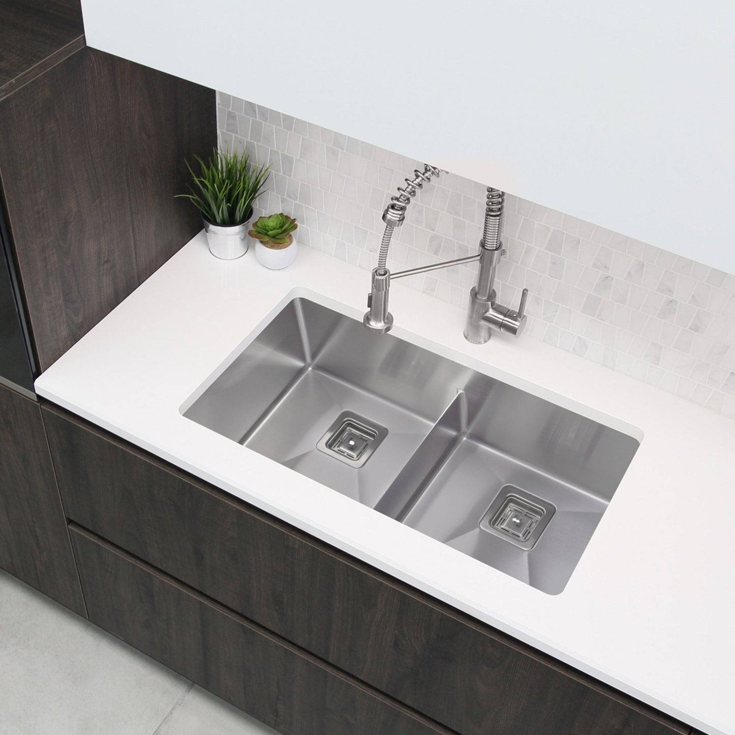 Stylish Spazio 33" x 18" Slim Low Divider Double Bowl Undermount Stainless Steel Kitchen Sink S-501XG