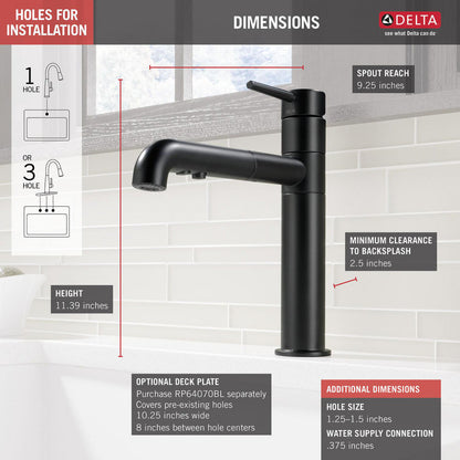 Delta TRINSIC Single Handle Pull-Out Kitchen Faucet- Matte Black