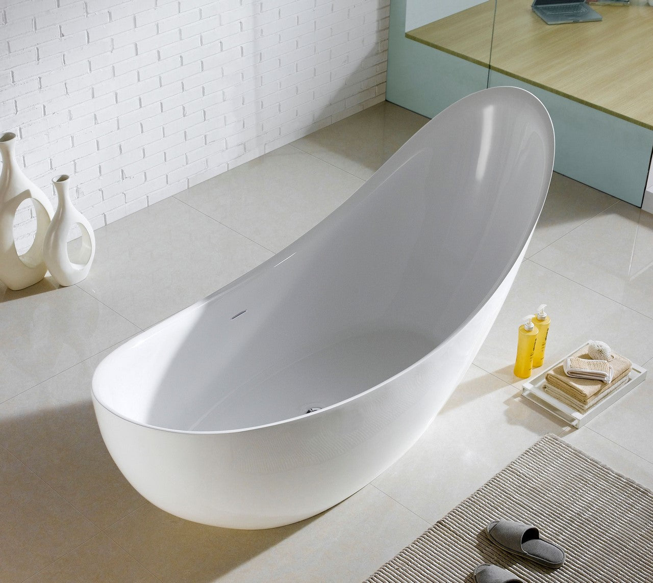 Kube Salto Free Standing Bathtub Collection in 67" and 80"