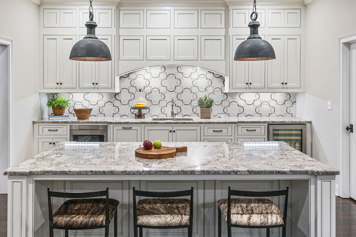 MSI Backsplash and Wall Tile Bianco Quatrefoil Polished Tile