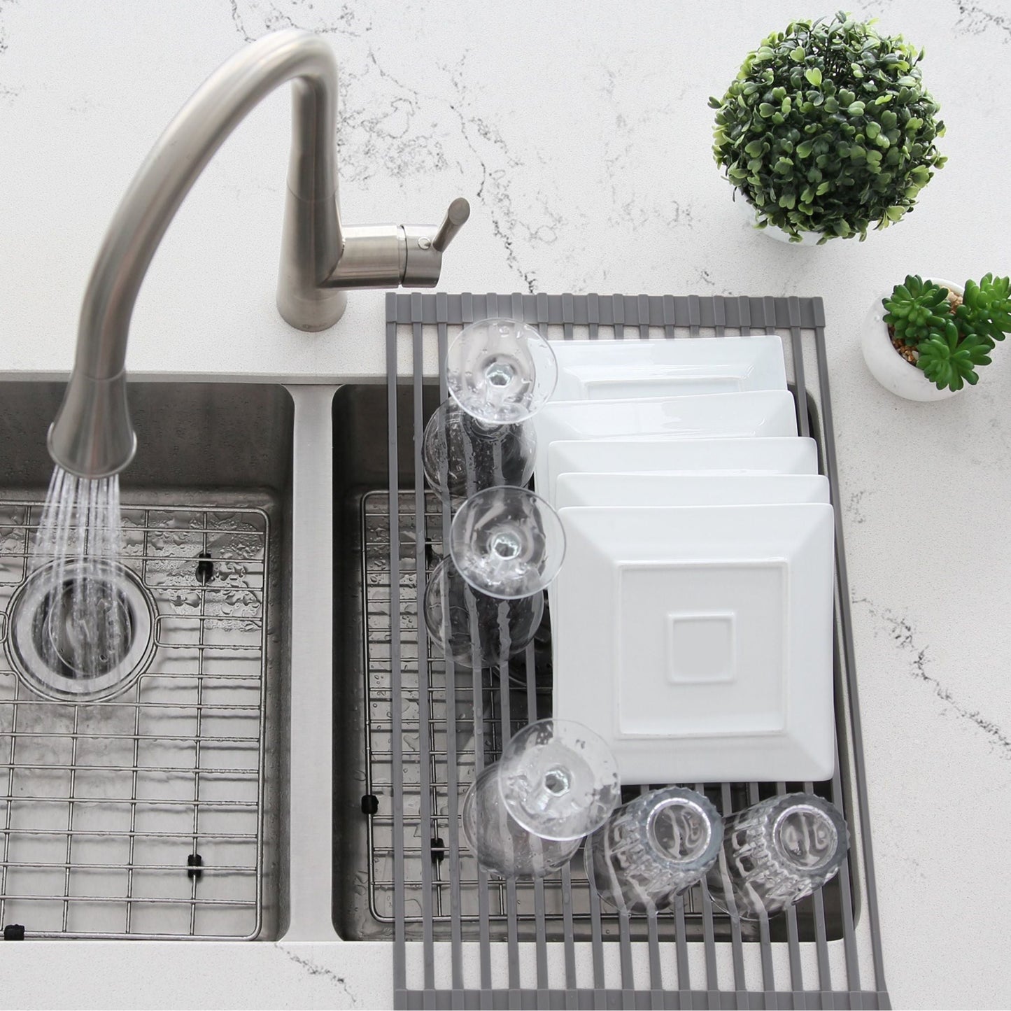 Stylish 20" Over the Sink Roll-up Drying Rack Dark Gray A-900DG