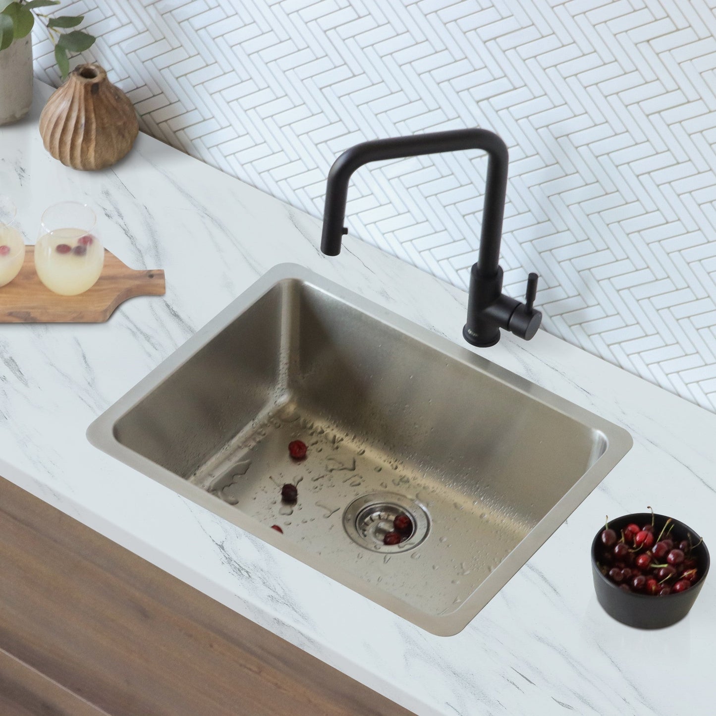 Stylish GARNET 23" Single Bowl Undermount and Drop-in Stainless Steel Kitchen Sink